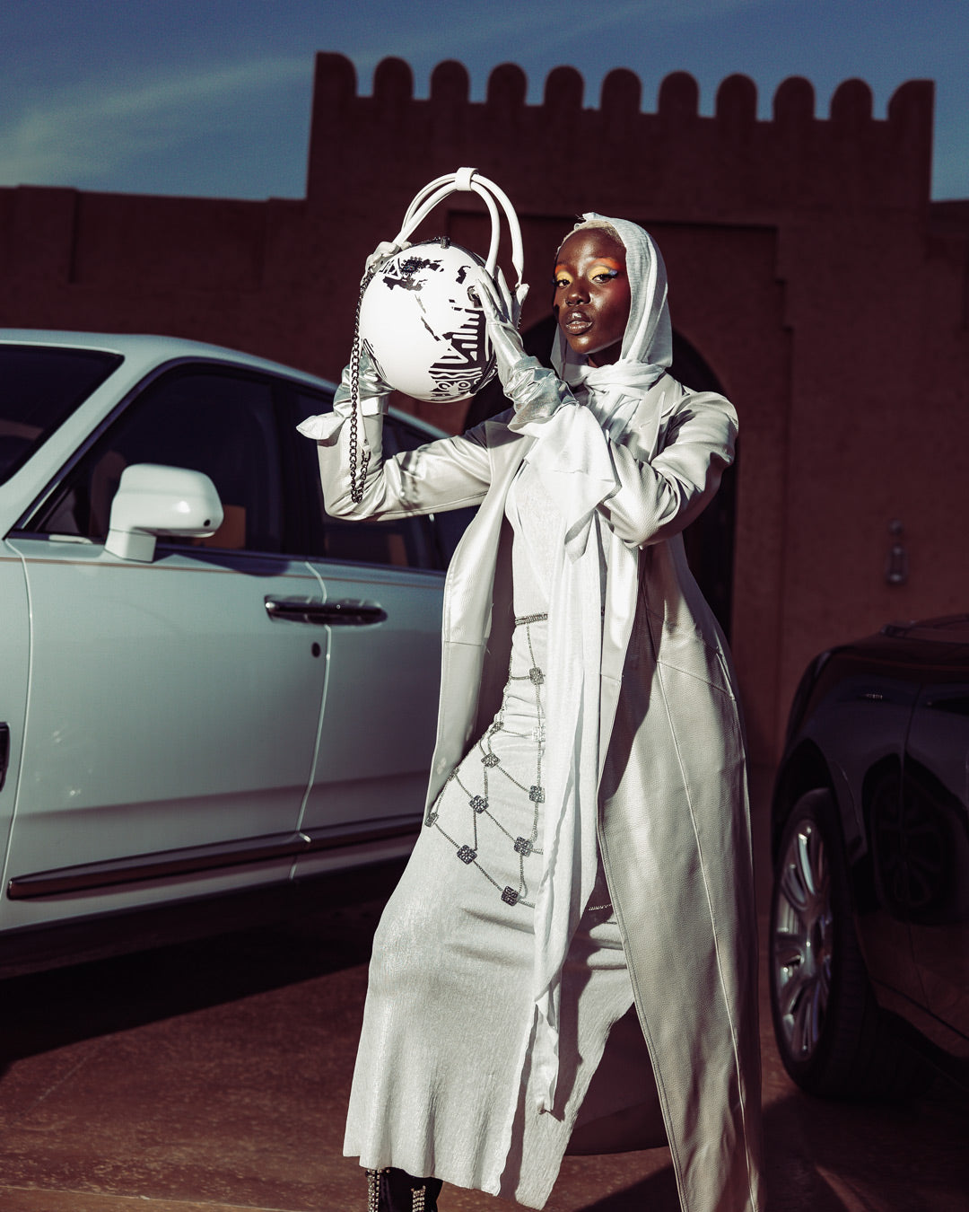 A.I.8 AFRICAN INTELLIGENCE ?C ORIGIN STORY GLOBE BAG - Image 8