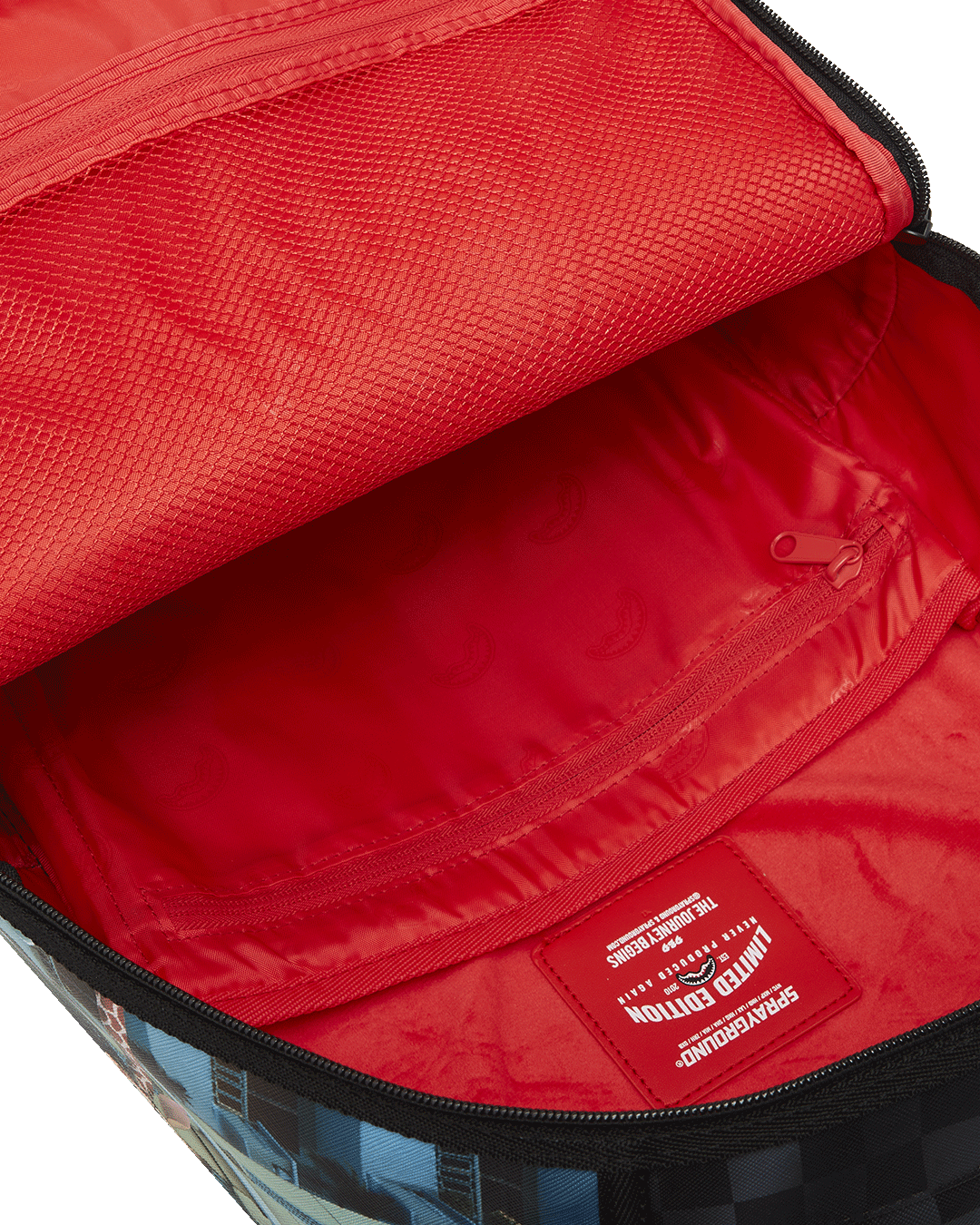 MADAGASCAR ESCAPE TO THE CITY BACKPACK - Image 11